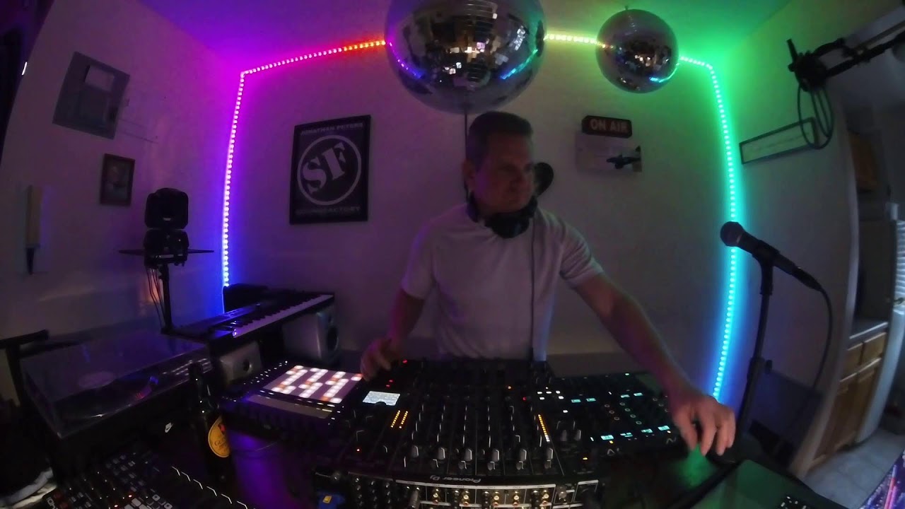 Live With DJ Stavybo