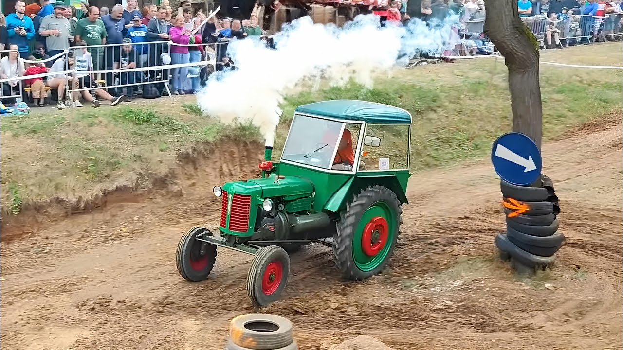 Crazy Smoke Tractors Race - Traktoriada Zebnice 2023