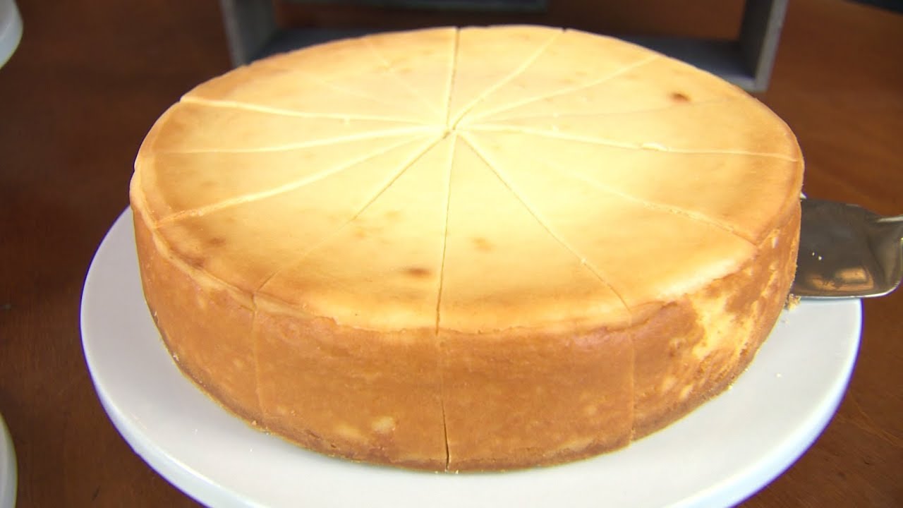Chicago's Best Cheesecake: Eli's Cheesecake