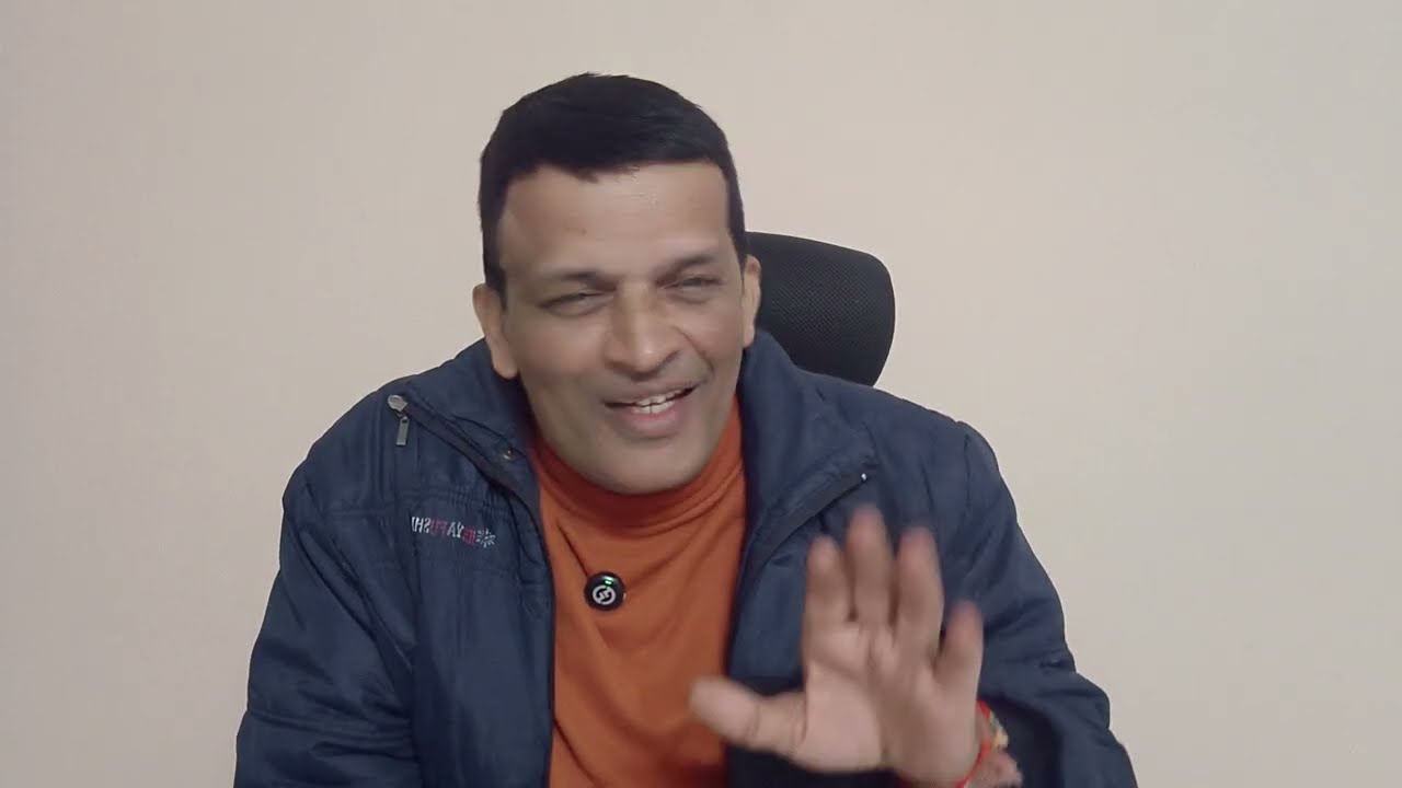 Thanuja Demon AVs Review l Bigg Boss 9 Telugu 