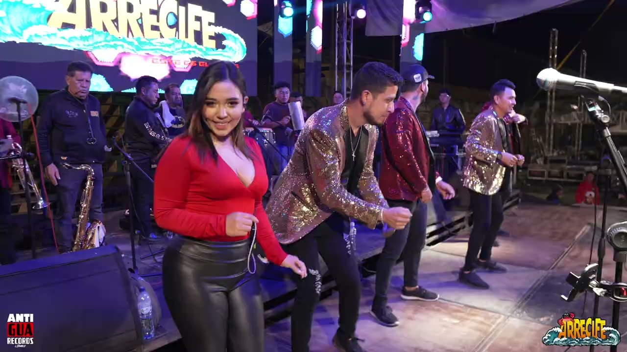 Nunca Pensé Llorar - Grupo Arrecife Feat. Zaida Enríquez