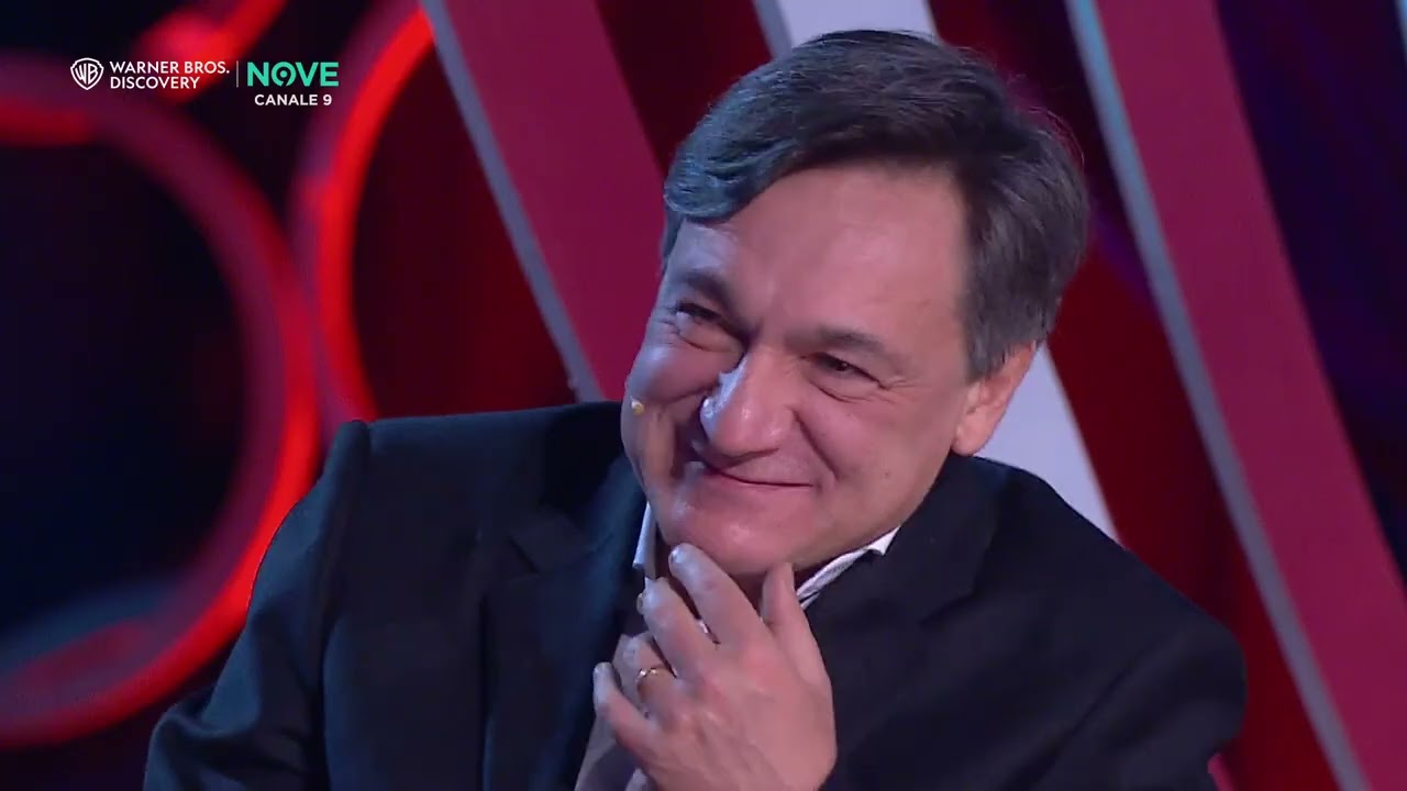 Dario Vergassola intervista la coppia Parodi-Caressa | Only Fun