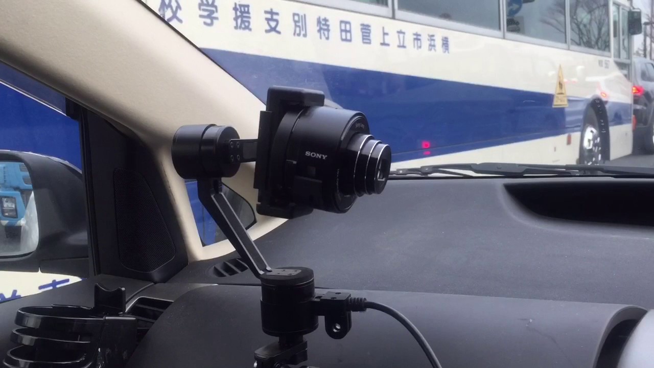 Z smooth hand held gimbal with Sony QX10