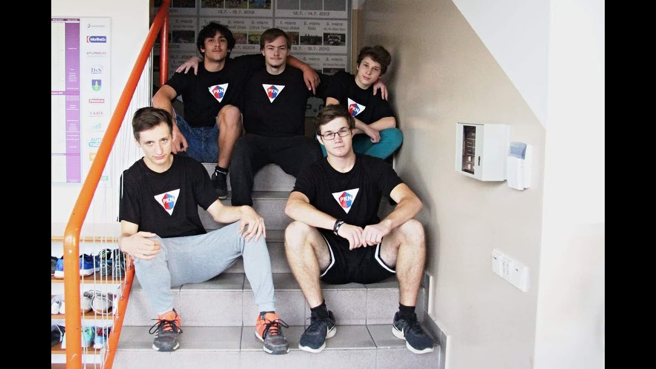 PKN vystoupení vznik sametové revoluce (ráno) Rtyně v Podkrkonoší |Parkour Ninjas|