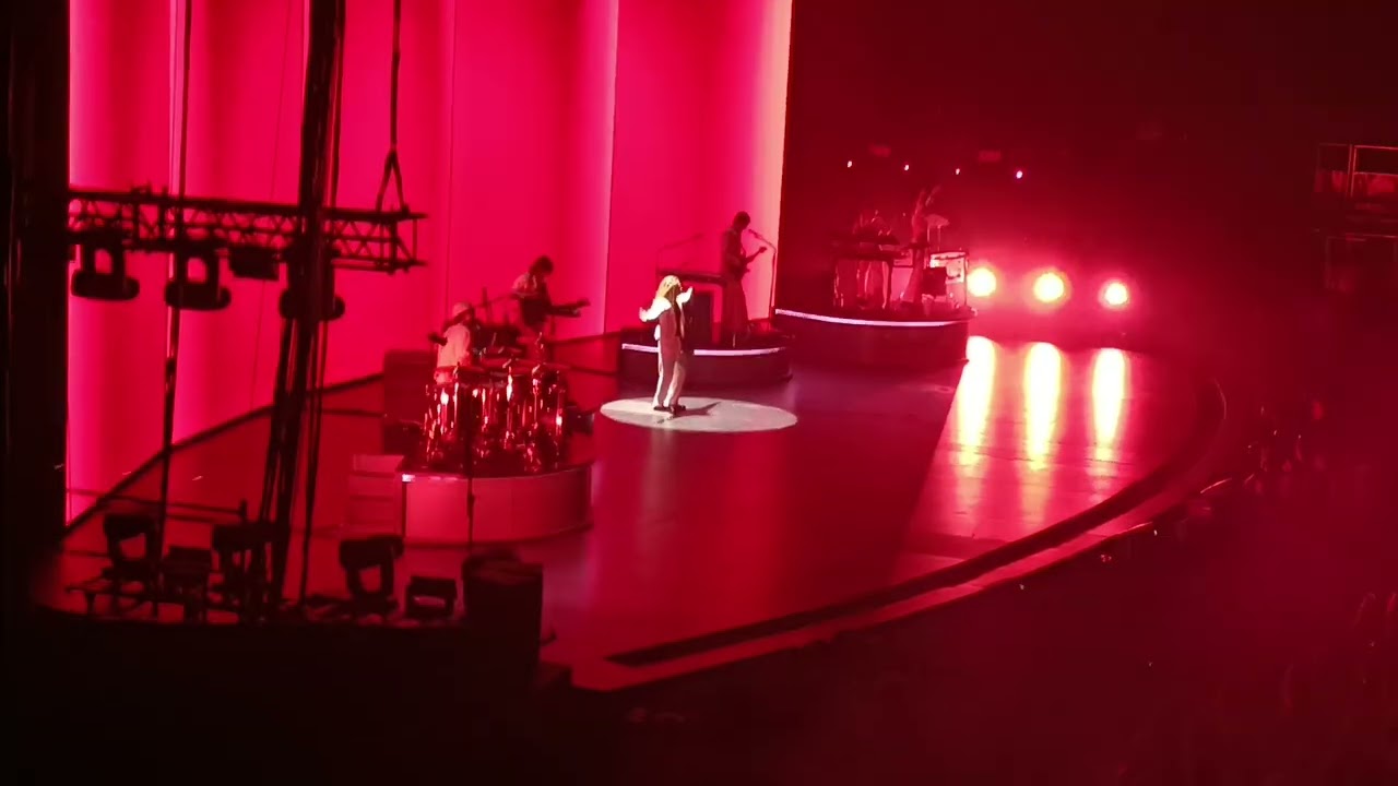 La Fièvre - Golden Tour - Julien Doré @ Accor Arena - 5 avril 2025