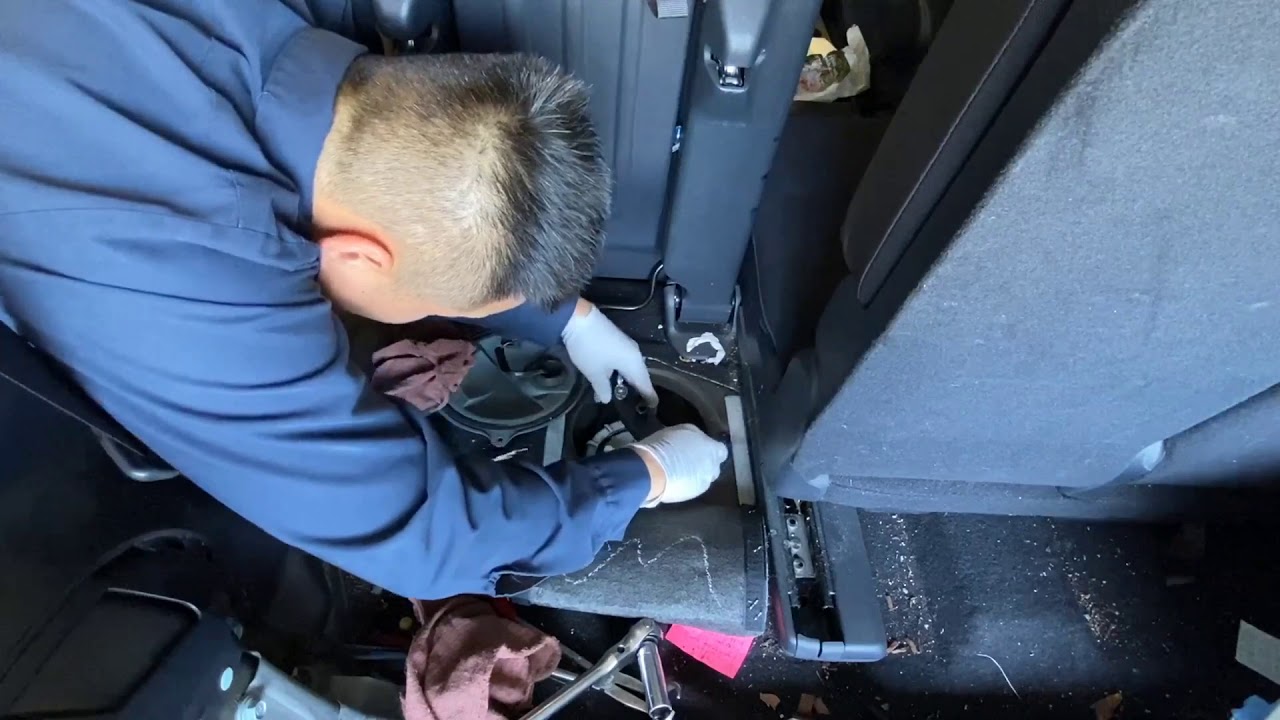 How to replace 2010 Honda CRV fuel pump