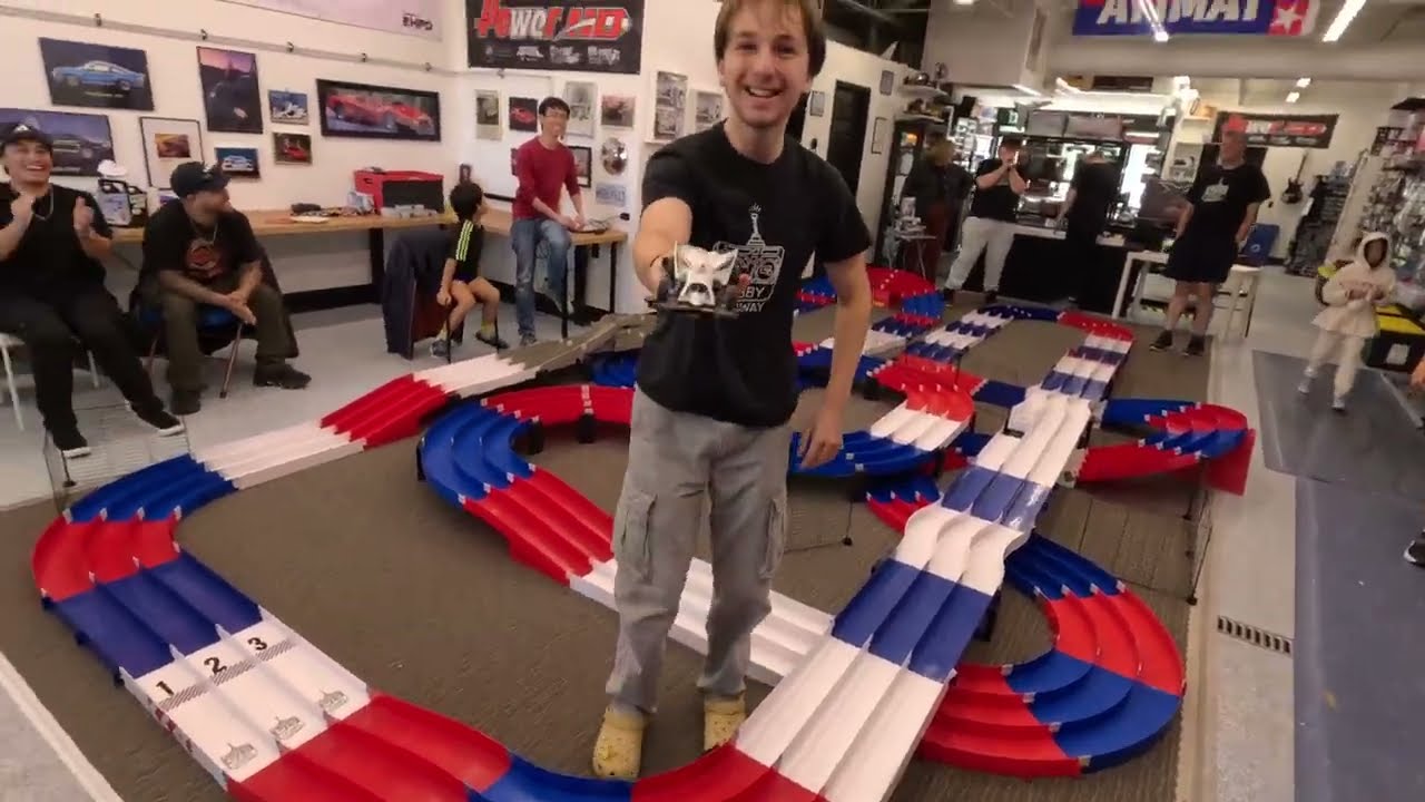 Имениннику удачи! Tamiya Mini 4WD Race BOX STOCK
