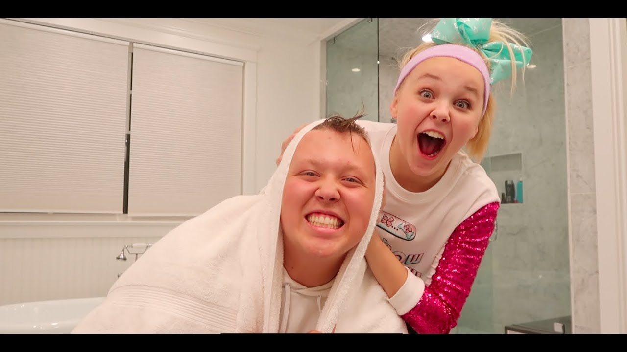 WHAT DID JOJO DO TO MY HAIR!!! | Day 17