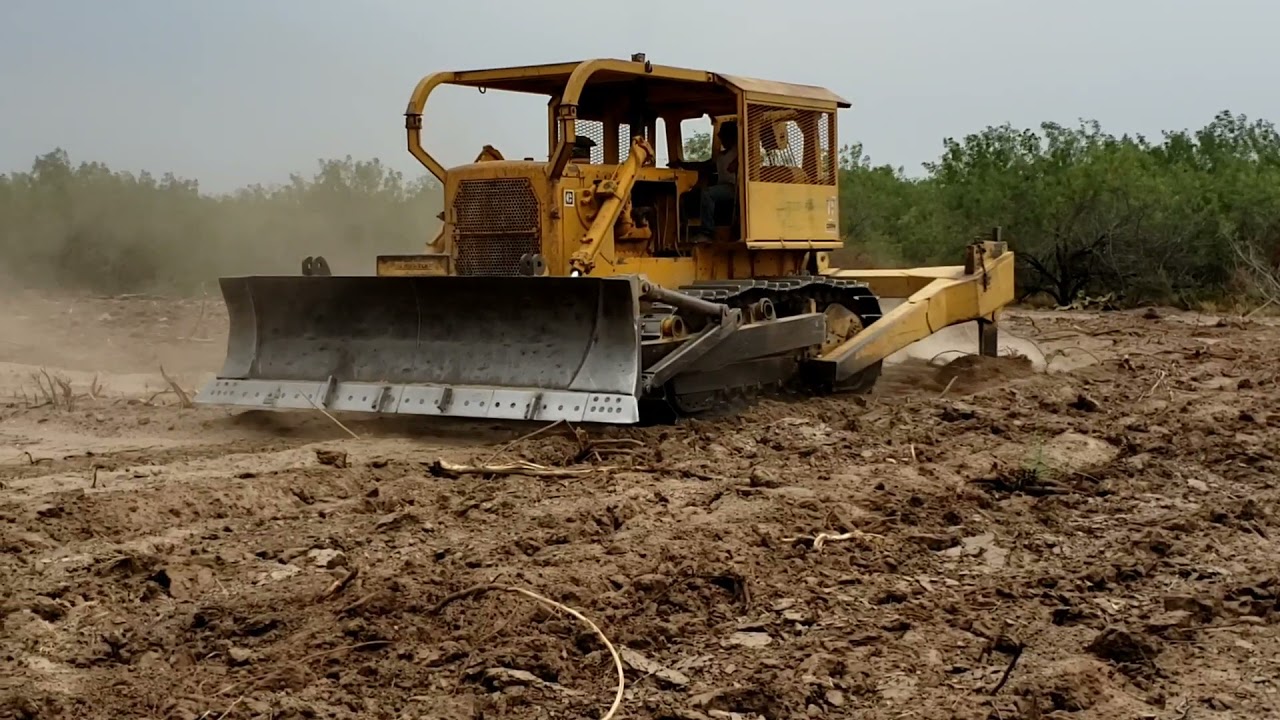 Caterpillar D8h root plowing south texas