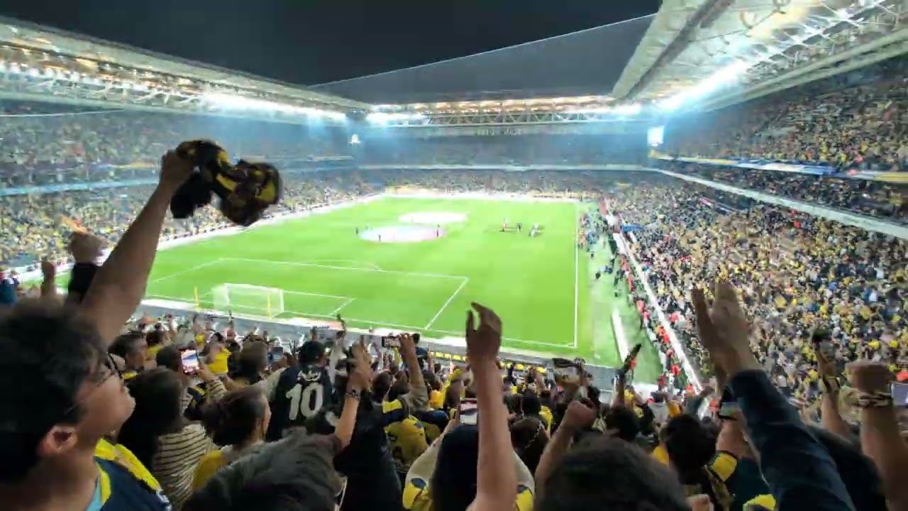 Fenerbahçe Şükrü Saracoğlu Stadyumu - Athena Holigan