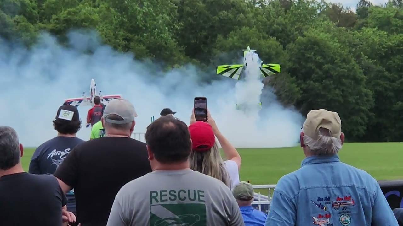 Joe Nall 2025 Wed. - Some mfg. demo flying