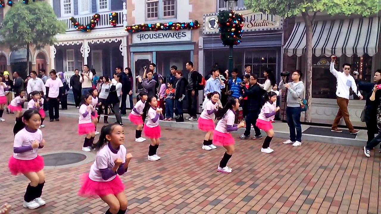 Disneyland X Ballet Bean