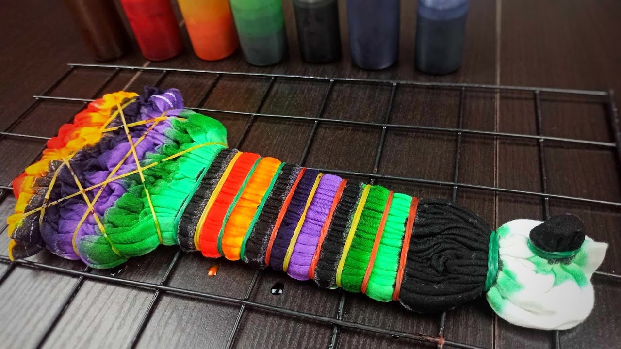 Halloween Color Scheme (tie dye)