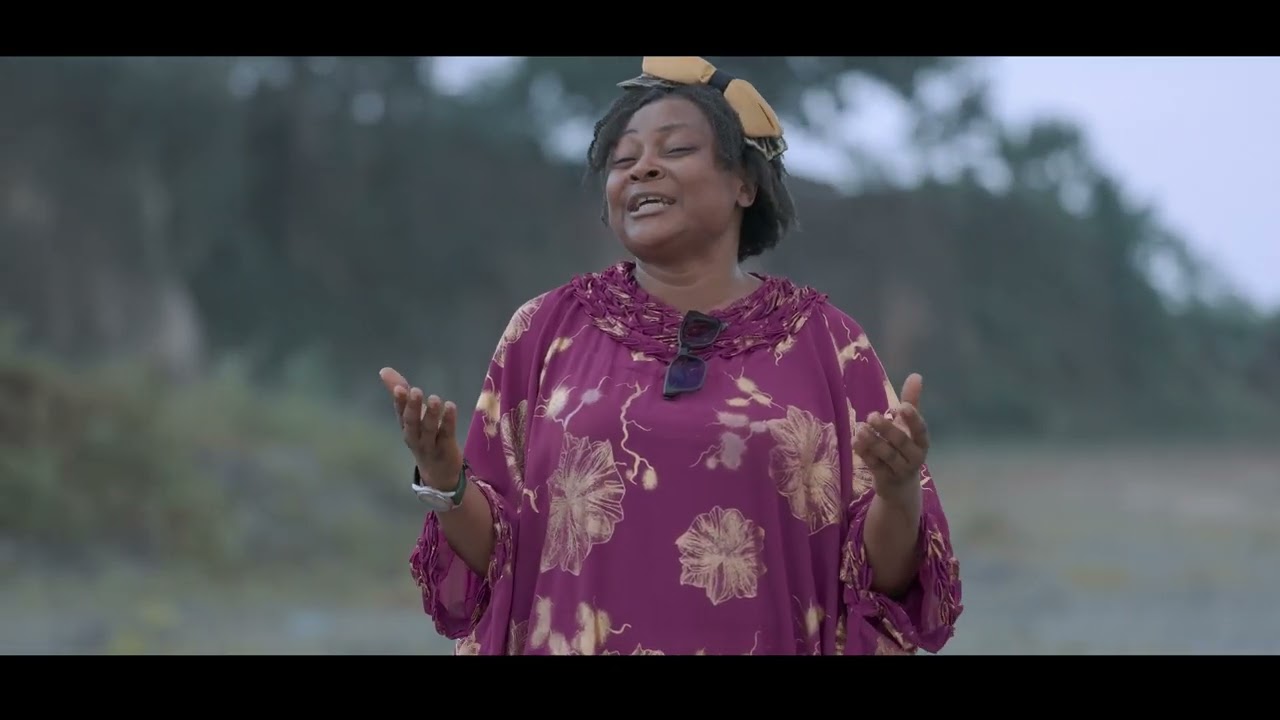 ÇA IRA BY CHANTRE Annie Grâce ( Clip Officiel)