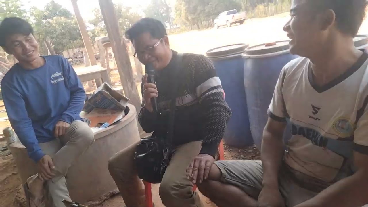ເອທີເຄ ເຮັດອ່າວເຮັດມວນໆ