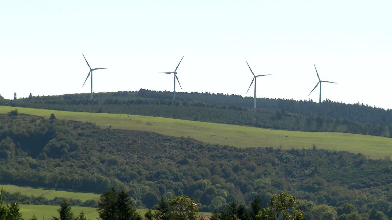 Aude : des habitants de Lacombe s'opposent à la construction d'éoliennes