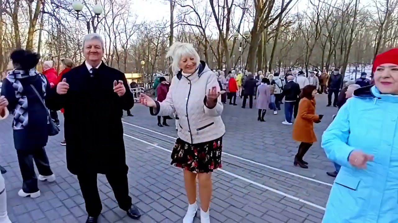 14.03.26г. ТАНЦУЮТ ВСЕ... В ГОМЕЛЬСКОМ ПАРКЕ...