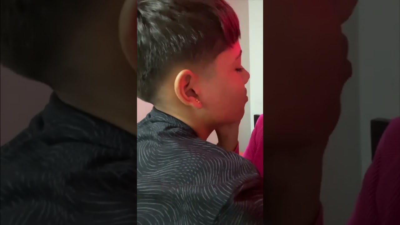 Mariana Y Brandito D&aacute;ndose amor #humor