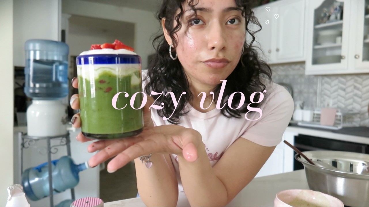 making strawberry yakult matcha at home 🍓 aesthetic nail salon & cozy vlog