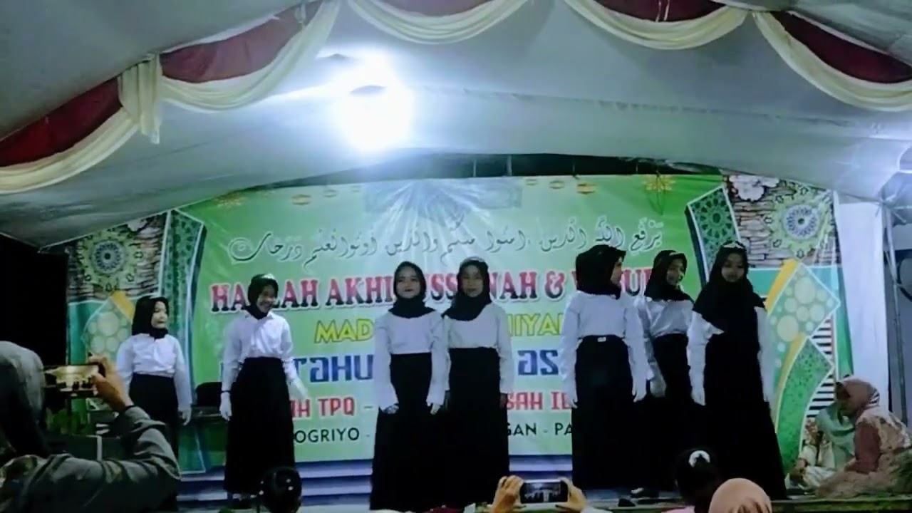 Tarian Arabic [ya hayati] HAFLAH AKHIRUSSANAH MIFTAHULULUM ASSAMA'I 