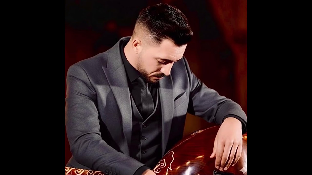 Durmuş sert varsın ömrüm yarsız olsun…canlı performans 