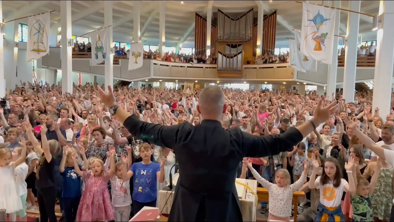 Wojownicy Maryi rodzinnie - Jezus jest Królem