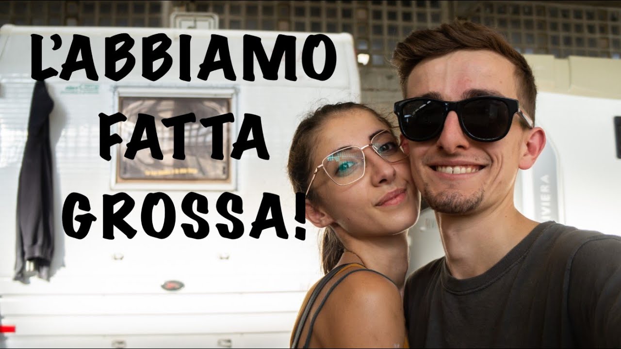 L'ABBIAMO FATTA GROSSA !!  Smontiamo la Parete Infiltrata - RESTAURIAMO IL CAMPER