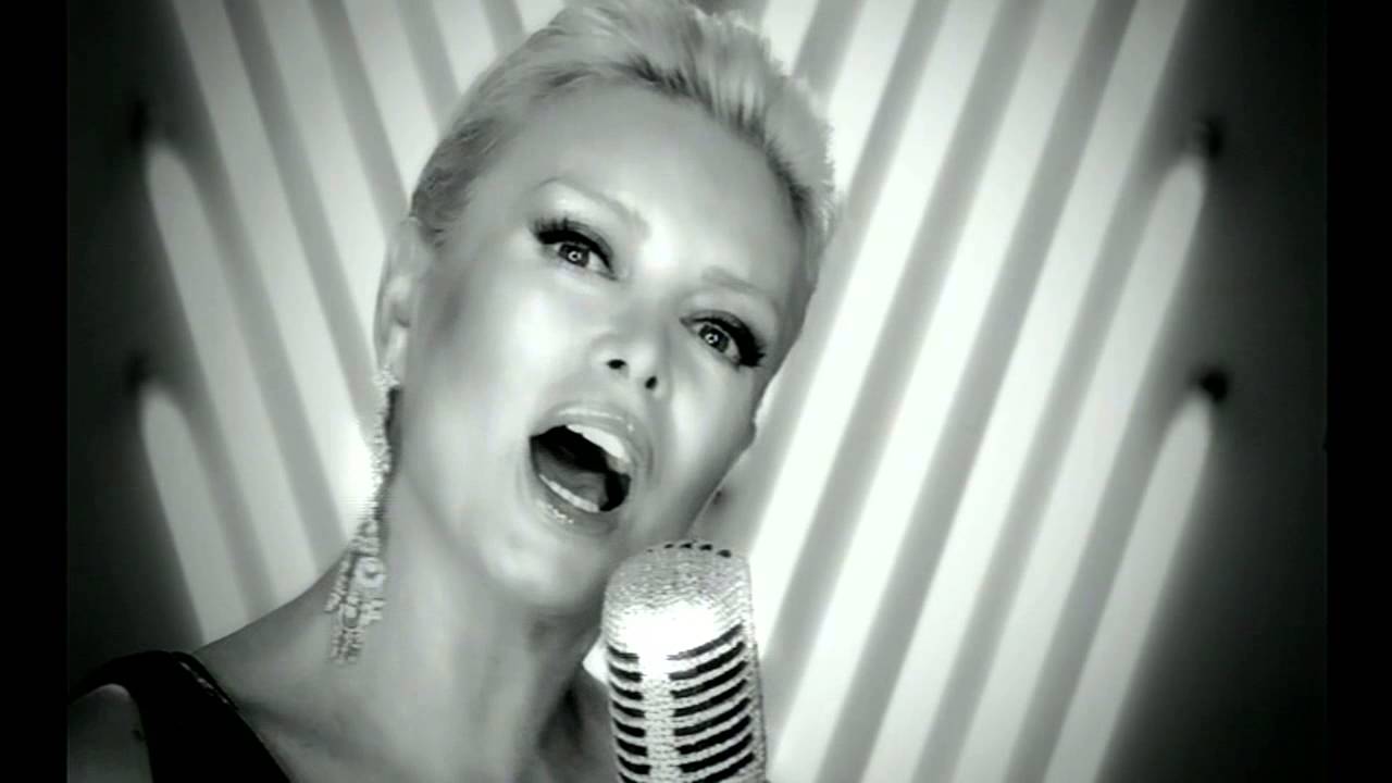 Ajda Pekkan - Amazon