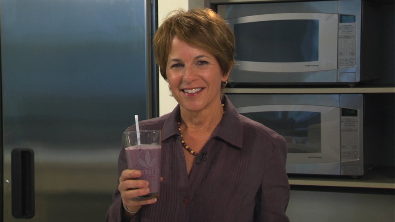Frozen fruit recipes: 4 delicious ways to eat more fruit | Herbalife Recipes