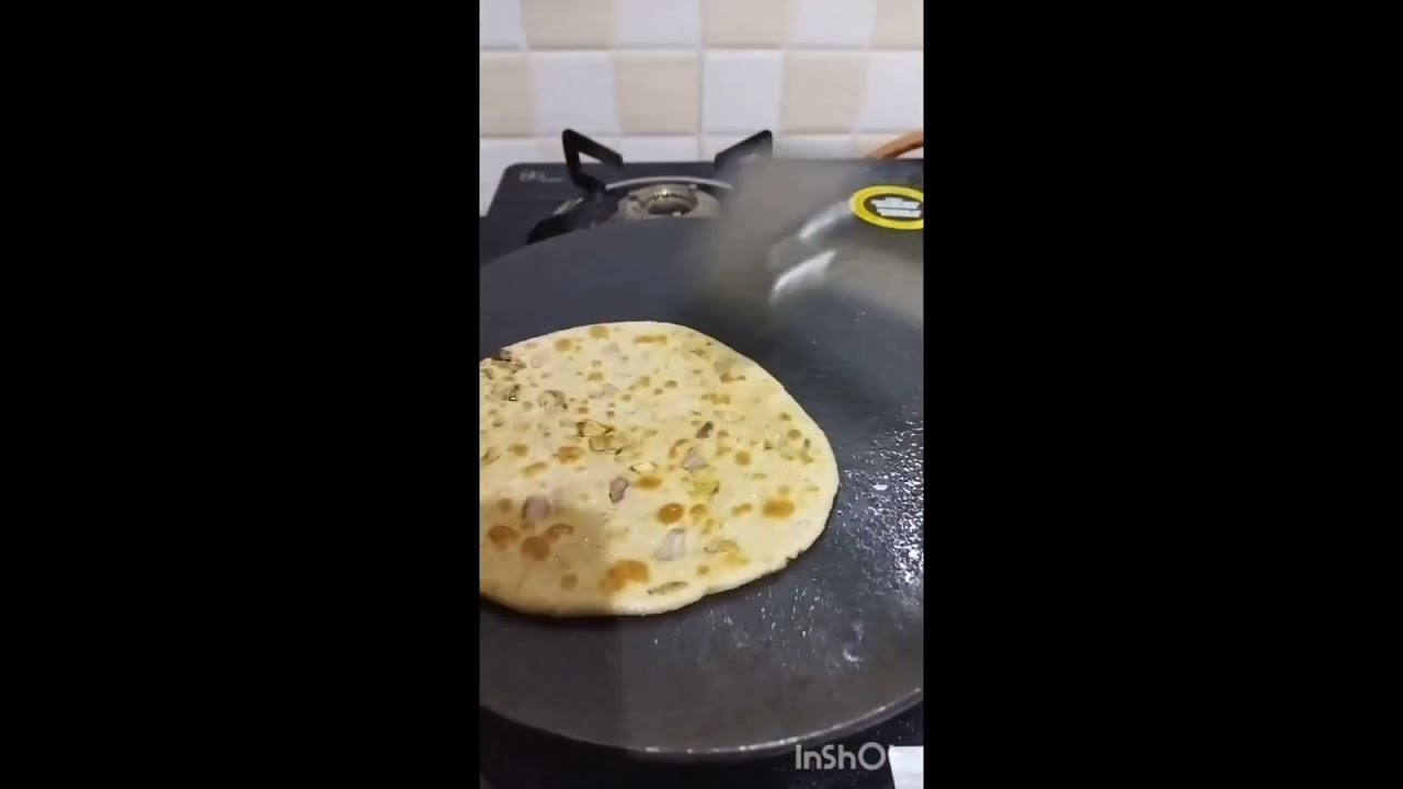 मैंने बनाया प्याज पराठा #pyajparatha#tastyfood 