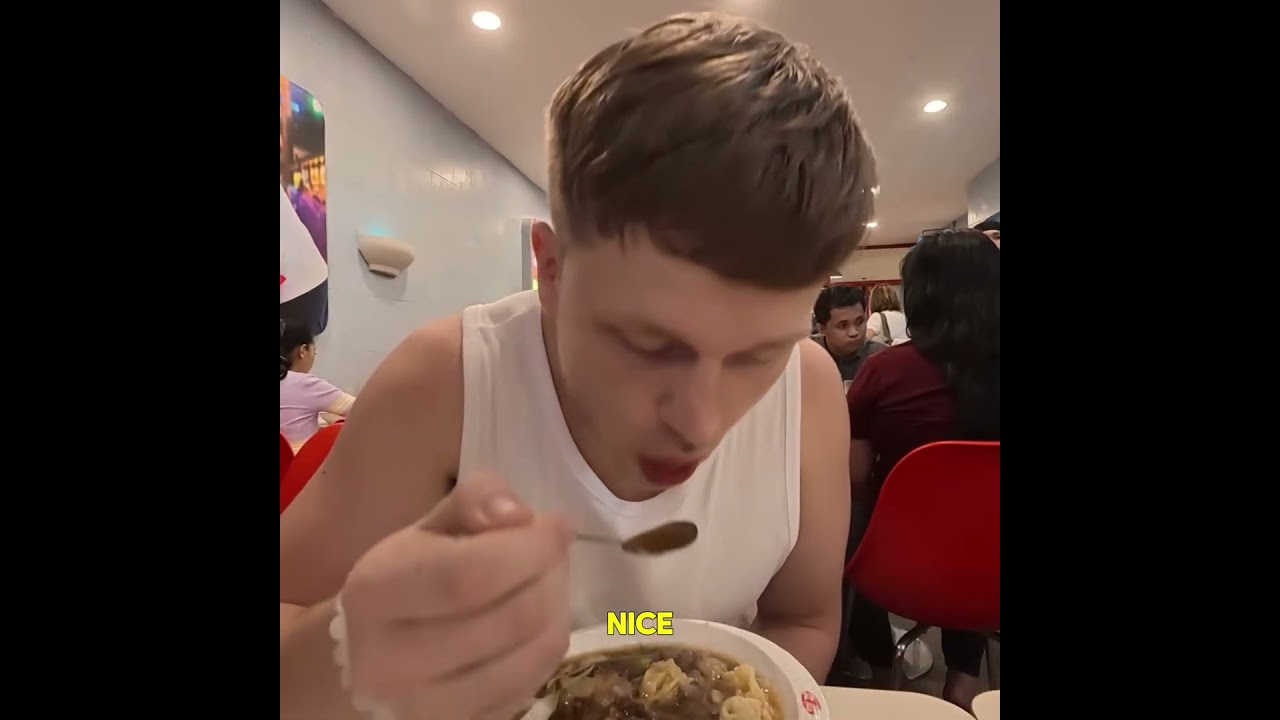 Eating Filipino-Chinese Fast Food in Manila 🇵🇭
