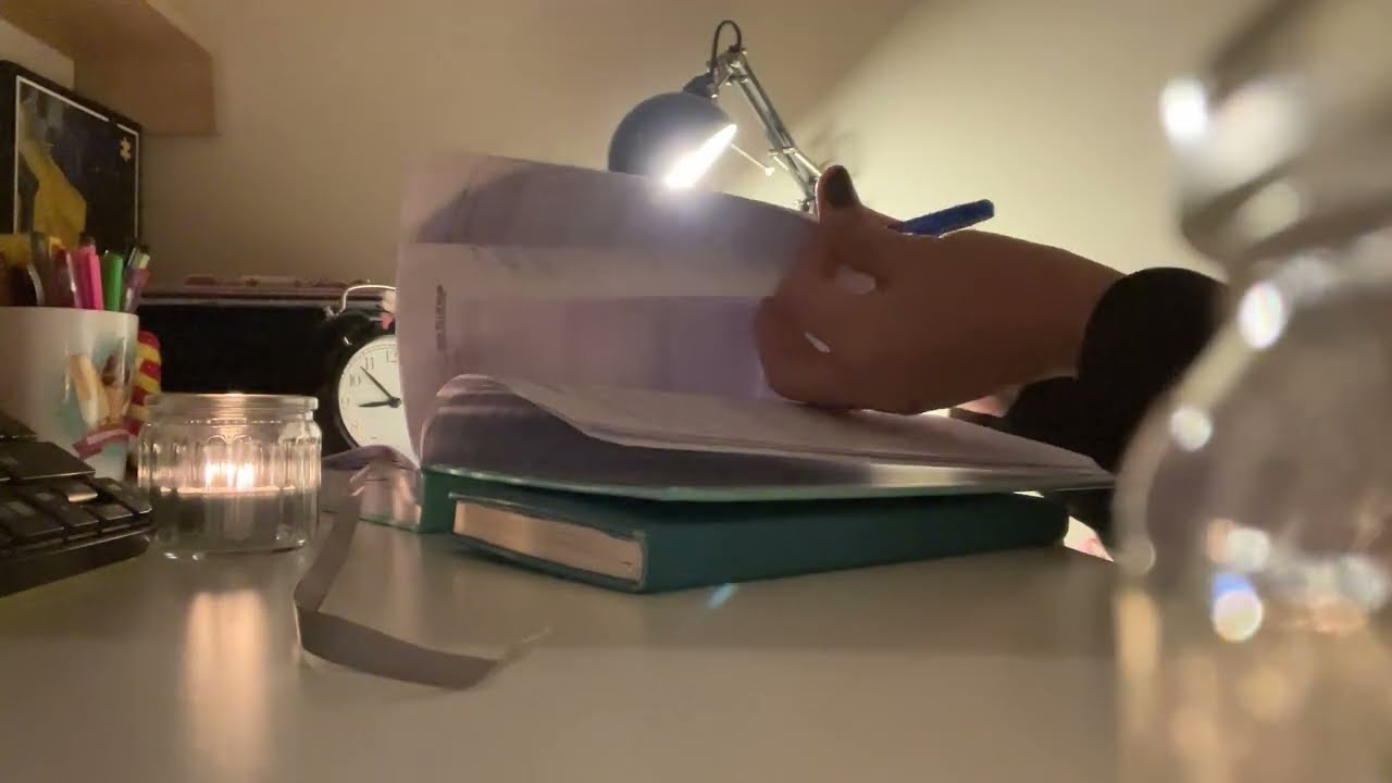 Cozy Journaling by Candlelight 🕯️ 25 Min Pomodoro | No Music, Pure Writing Sounds