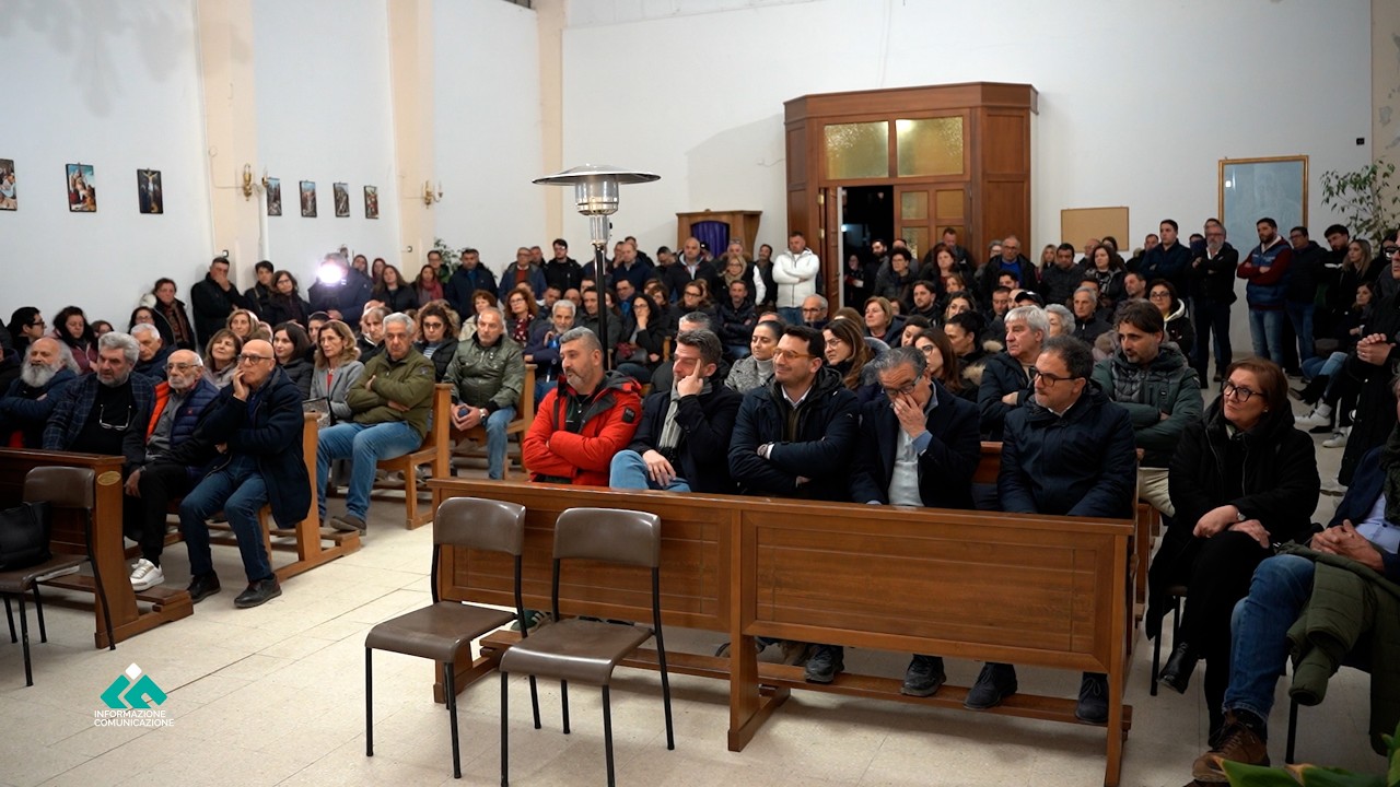 Esondazione Crati, sala gremita all’incontro dei “Guardiani del Crati”: sicurezza e nuove norme