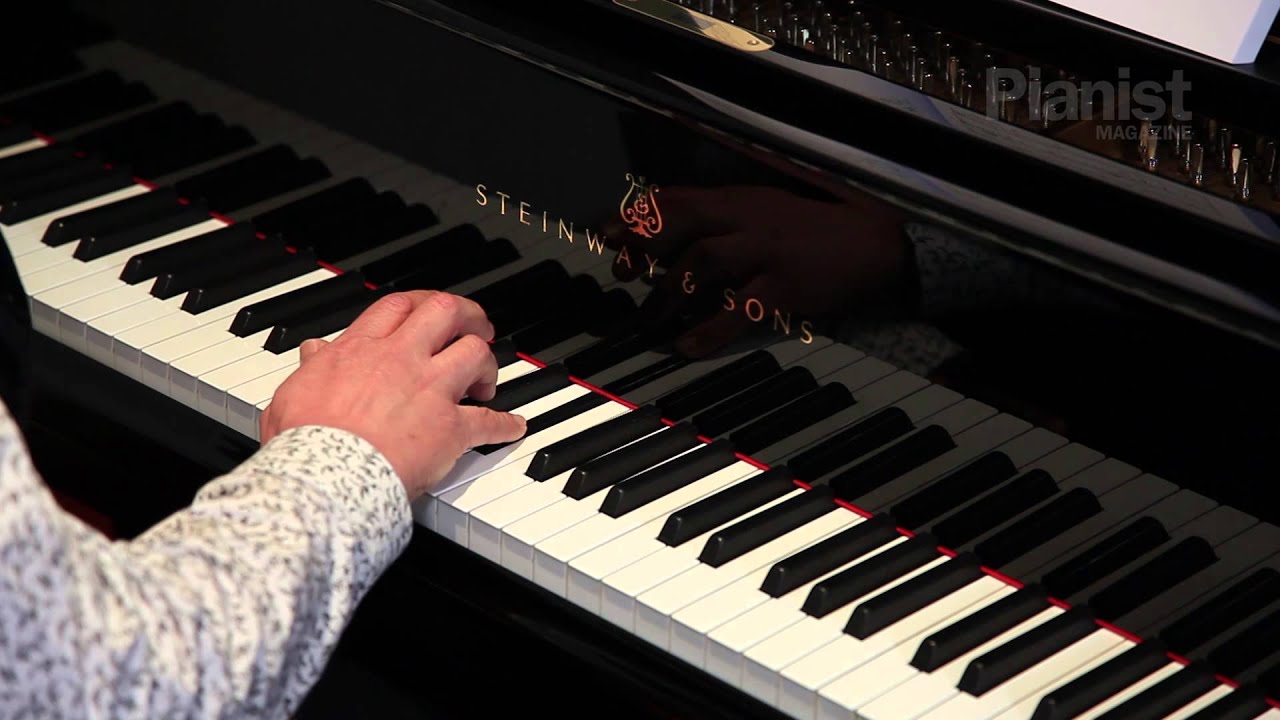 Piano Masterclass on Practising Hands Separately, Part 1 - from Steinway Hall, London