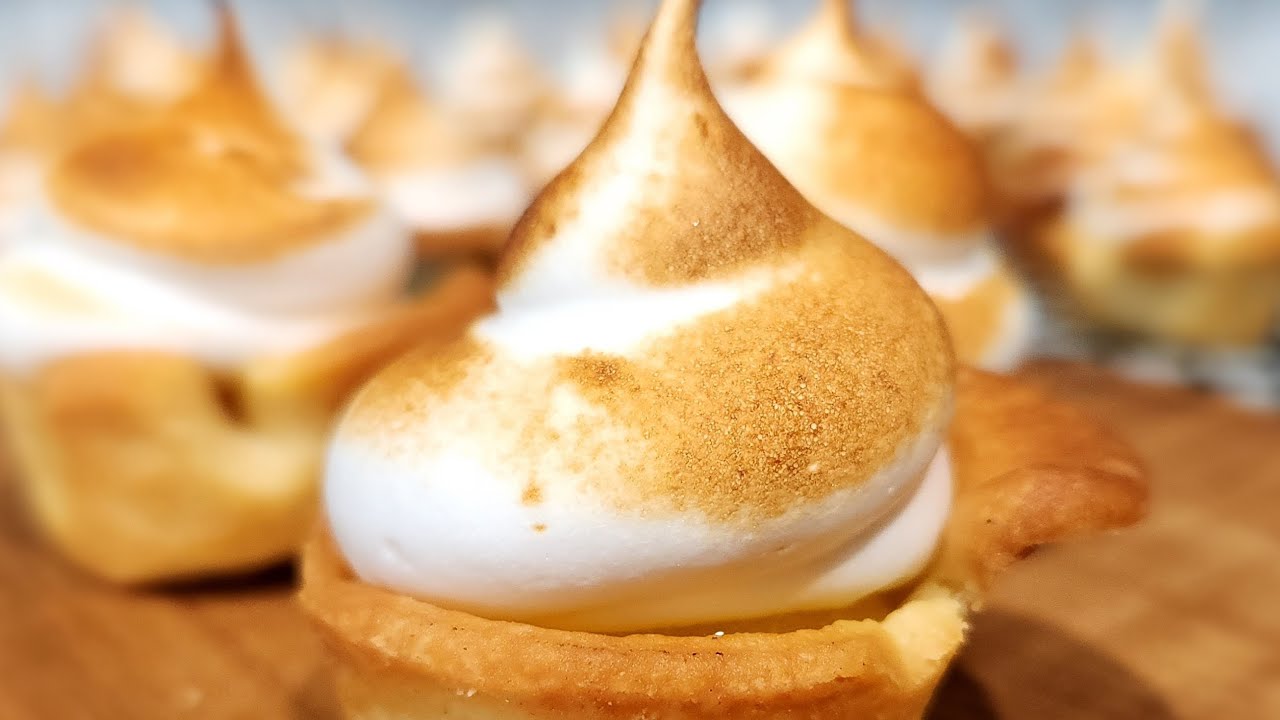 mini lemon meringue pies