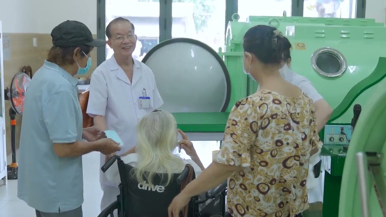 Cháu bé hồi sinh nhờ oxy cao áp