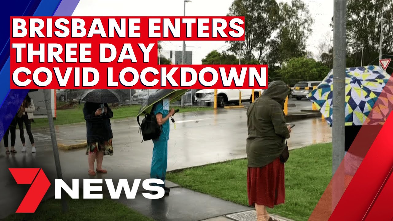 Greater Brisbane&rsquo;s COVID-19 lockdown begins with millions to stay at home amid panic buying | 7NEWS