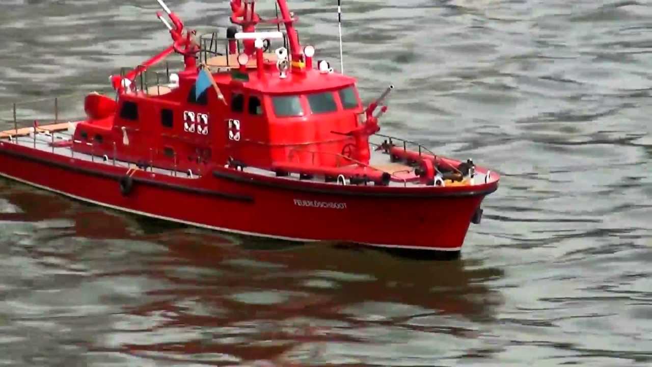 FEUERLÖSCHBOOT DÜSSELDORF RC MODELL