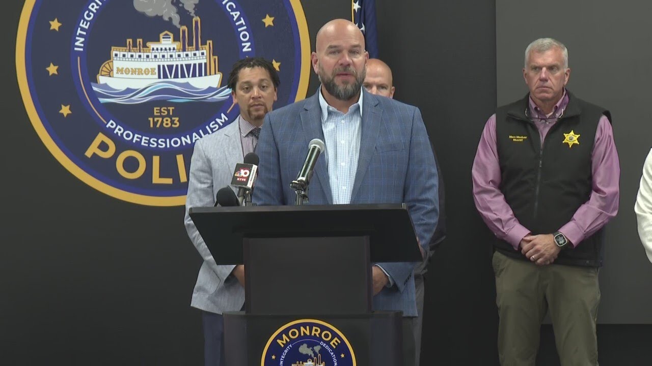 Monroe Mayor, Police Chief hold press conference on Grammont Street's triple-homicide
