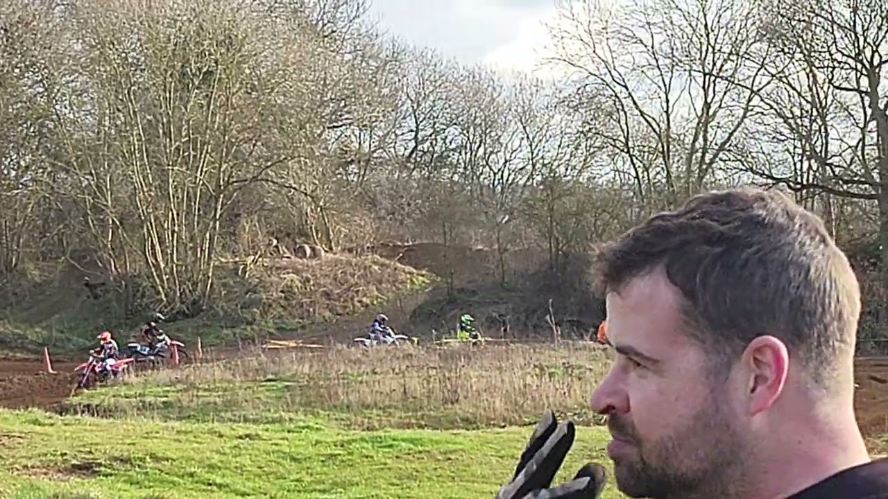 ginger bear @ weedon mx 14/1/24 race 3