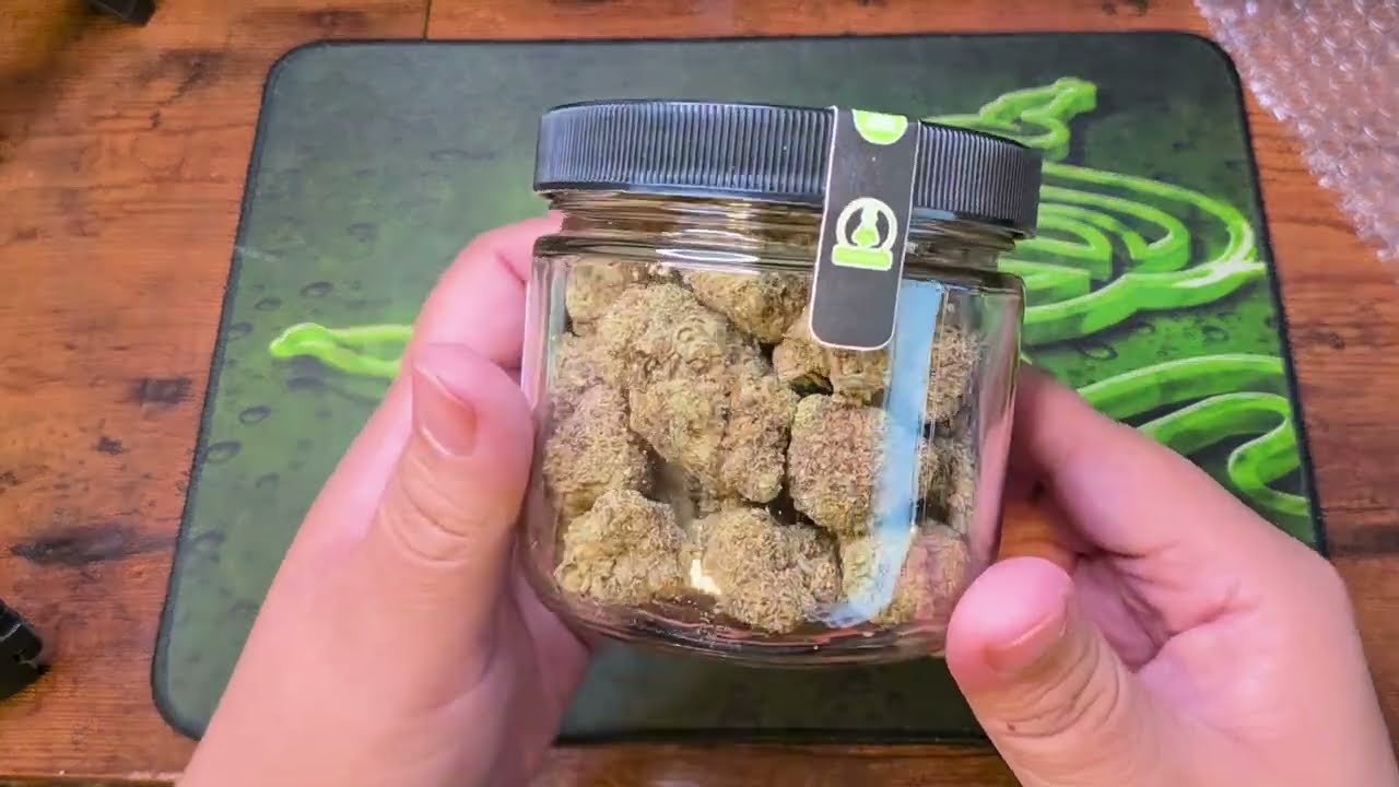 THCA SMALL BUDS | DANK SPACECRAFT | DANK SERIES | Oz Review🛸 👽