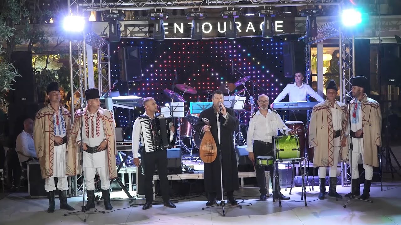 Taraful Domnesc-cover&folklore  -  COLAJ VIDEO DE PREZENTARE