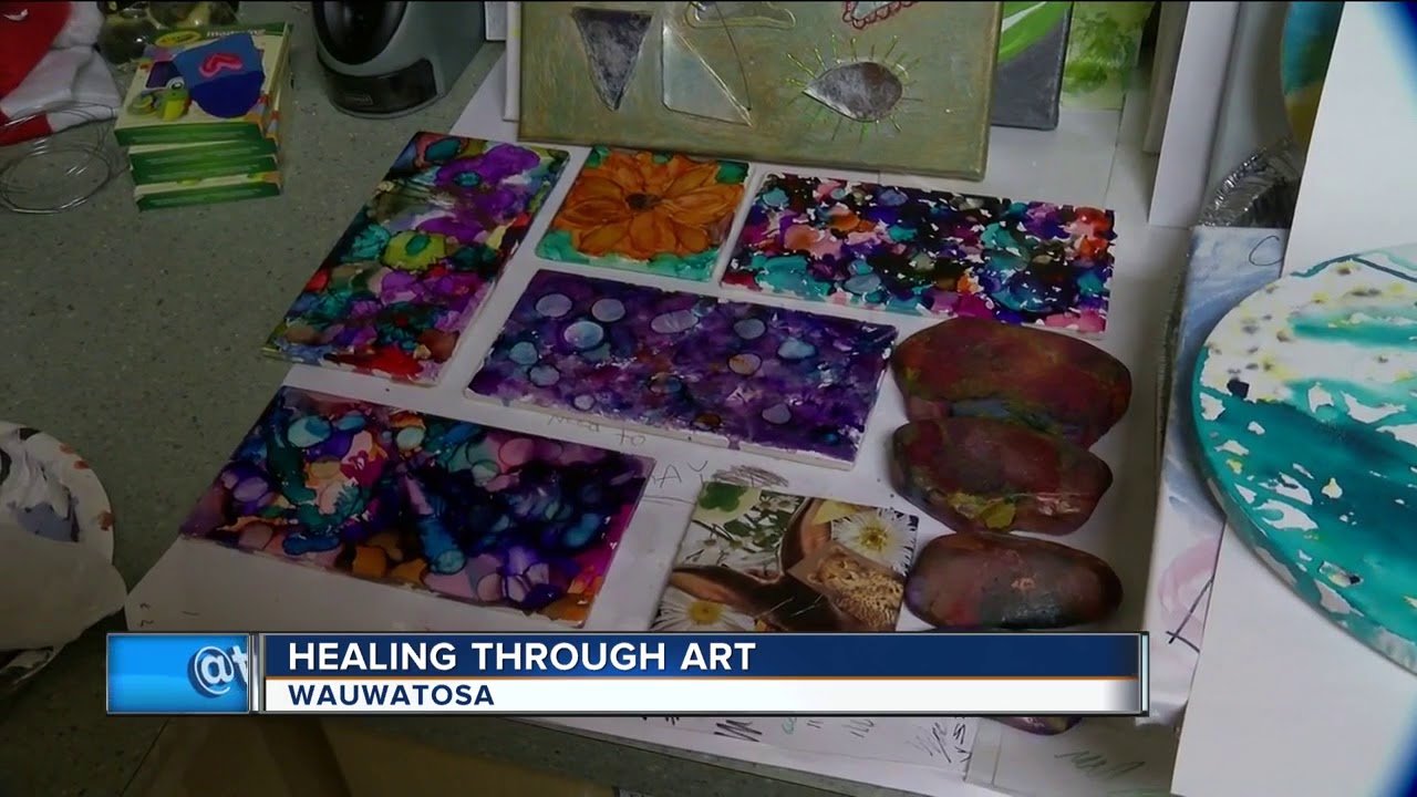 'Life-changing experience': Art therapy classes help cancer patients heal