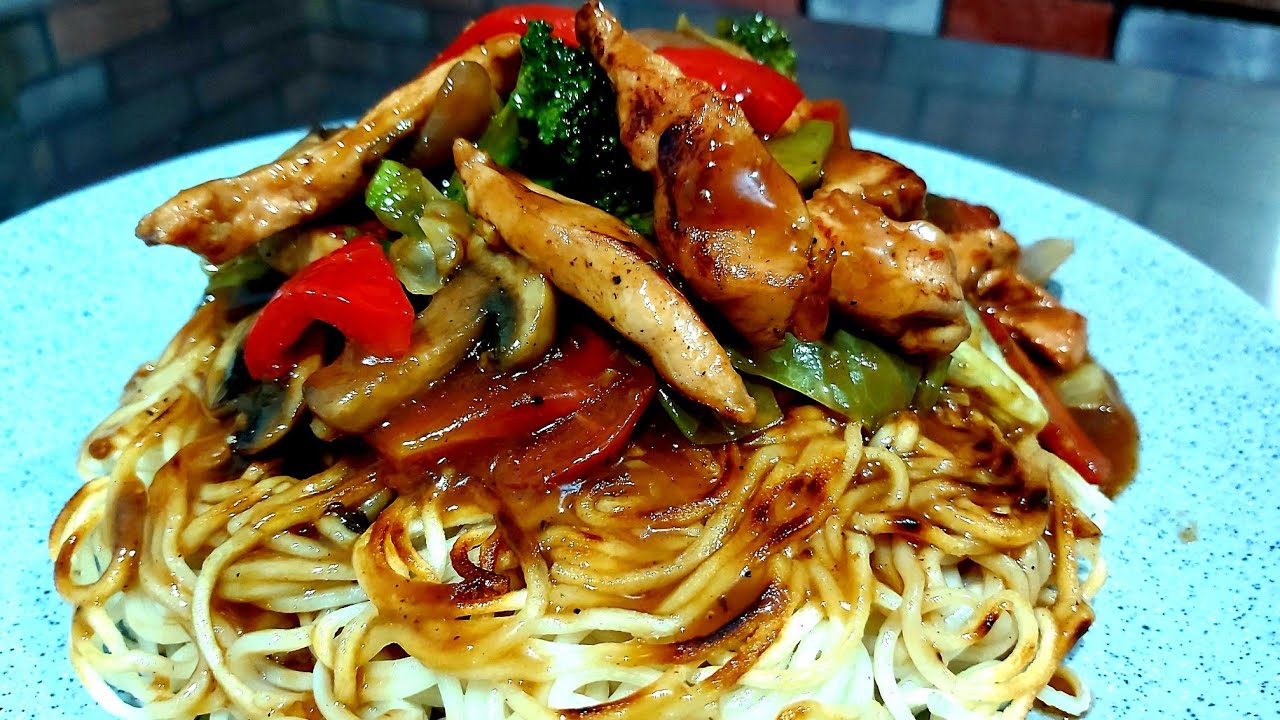 Cantonese Noodles Recipe | Chicken Pan Fried Noodles | chef tamang recipe