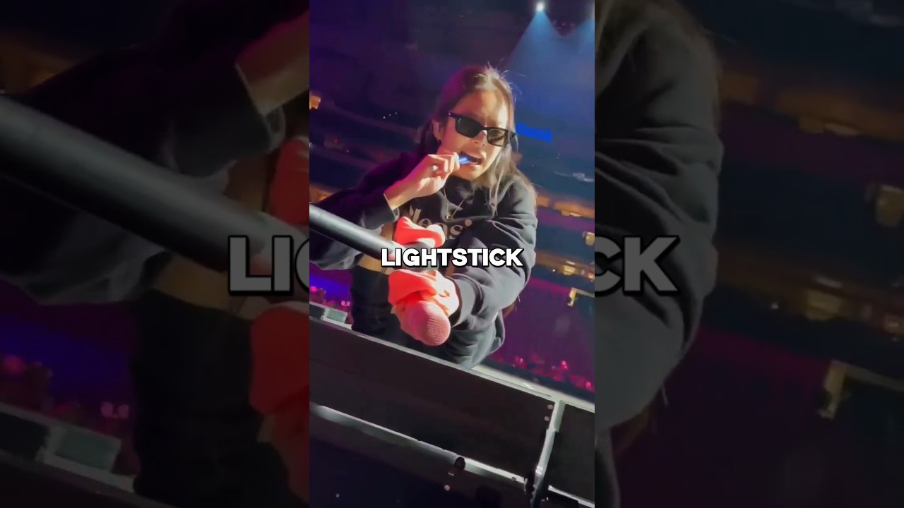 Почему лайтстики Blackpink так отличаются от других?