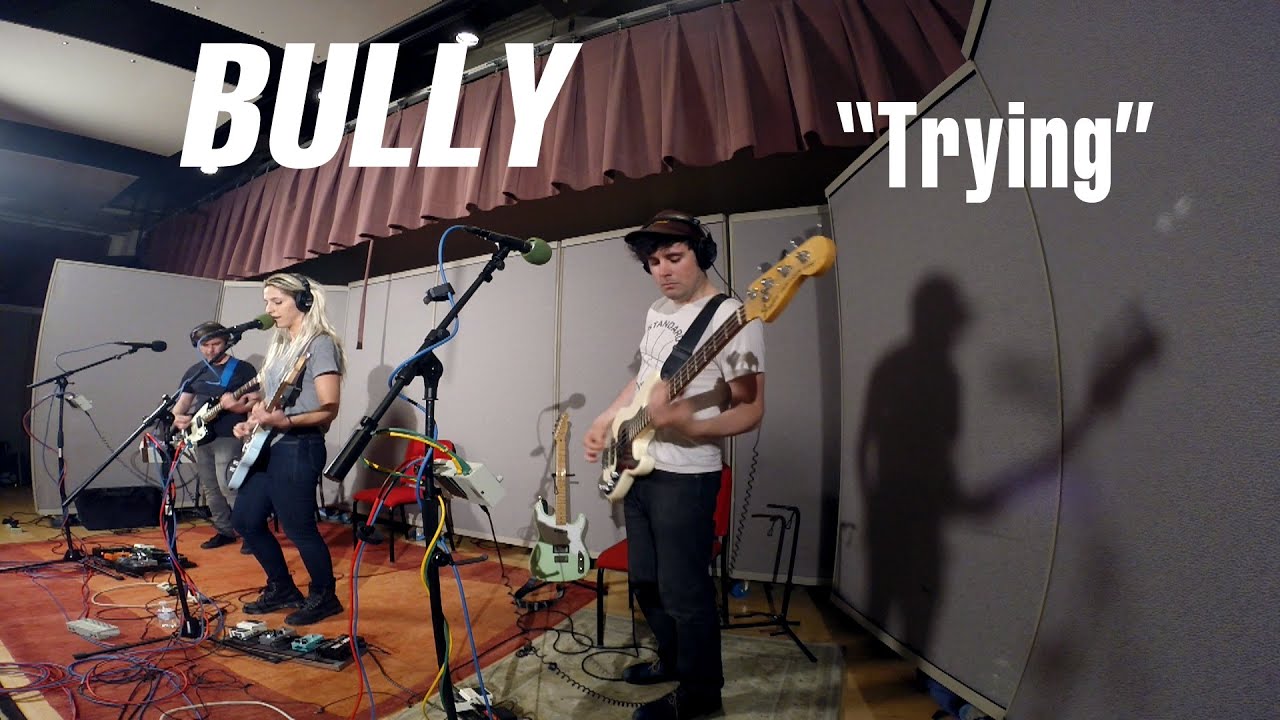 Bully perform 