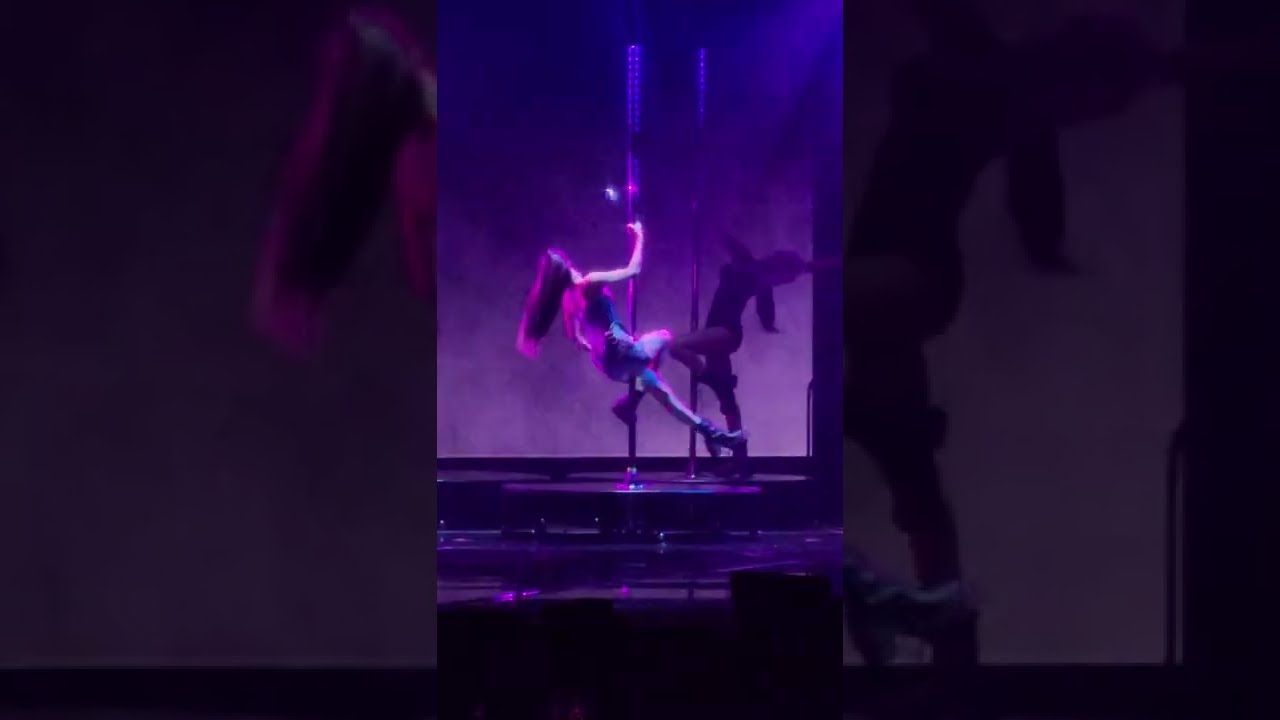 BLACKPINK (블랙핑크) - MONEY (Lisa Solo) - Chicago - [4K] 20221111