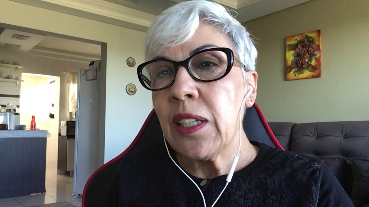 A memória na Análise de Discurso - Profa. Dra. Maria Cleci Venturini