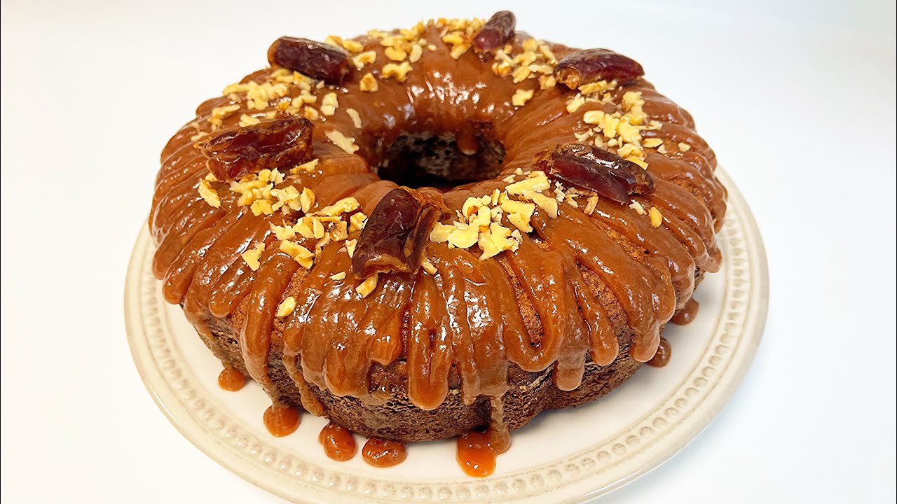 أنجح طريقة لعمل كيكة التمر مع صوص التوفي dates cake with toffee sauce