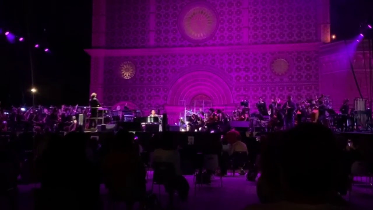 Perdonanza 2020 con Antonello Venditti e l'orchestra del Casella: magia a Collemaggio